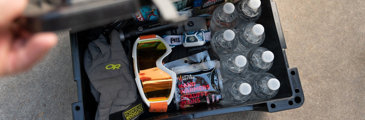 Assembling a Cold Weather Vehicle Emergency Kit
